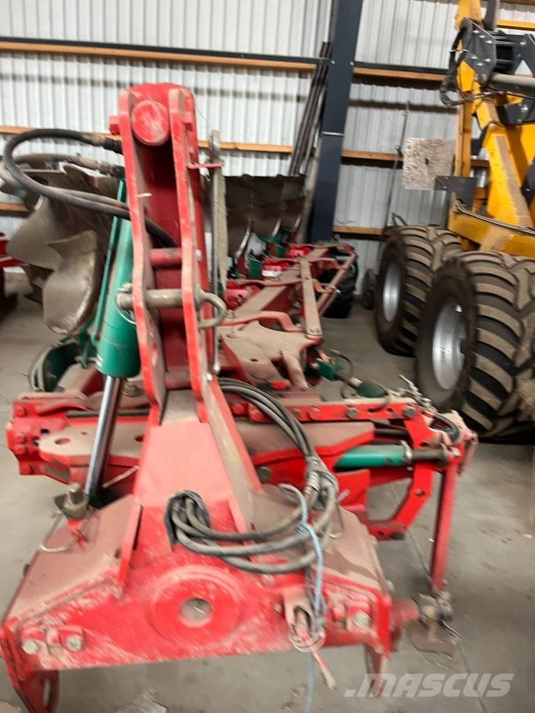 Kverneland EG 100 Charruas reversíveis