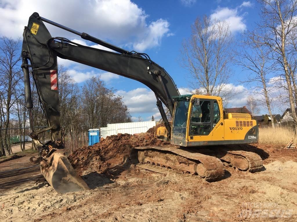 Volvo EC 240 B N LC Escavadeiras de esteiras