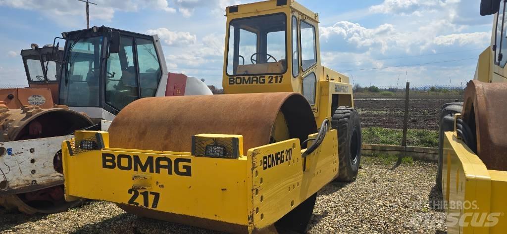 Bomag BW 217 D Cilindros Compactadores monocilíndricos