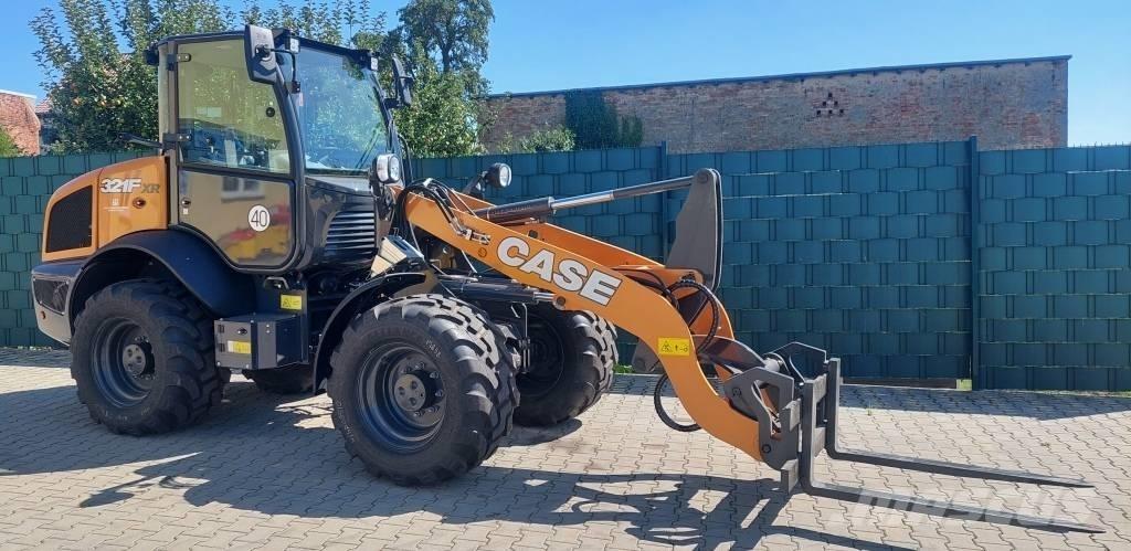 CASE 321 F Evolution Carregadeiras de rodas