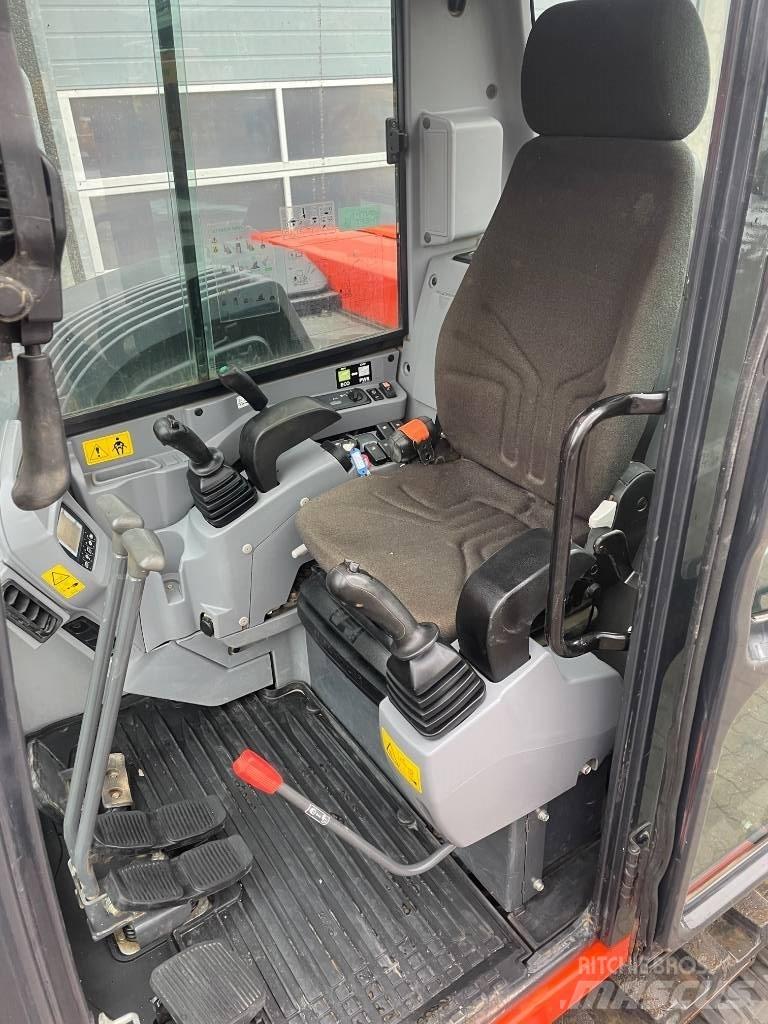 Kubota KX080-4a Escavadoras Midi 7t - 12t