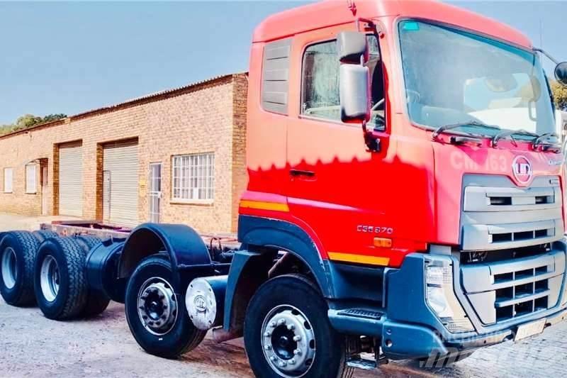 UD CGE 370 8x4 Outros Camiões