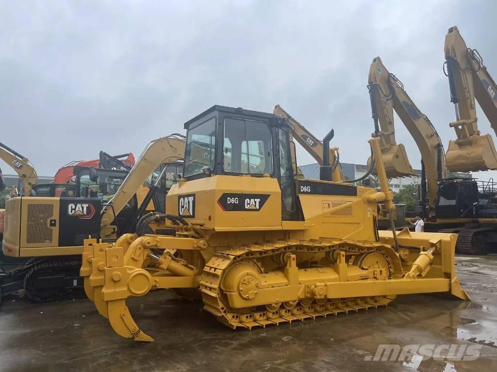 CAT D 6 G Dozers - Tratores rastos