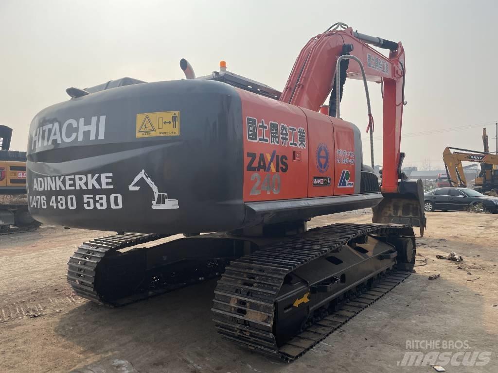 Hitachi 240 Escavadoras Midi 7t - 12t