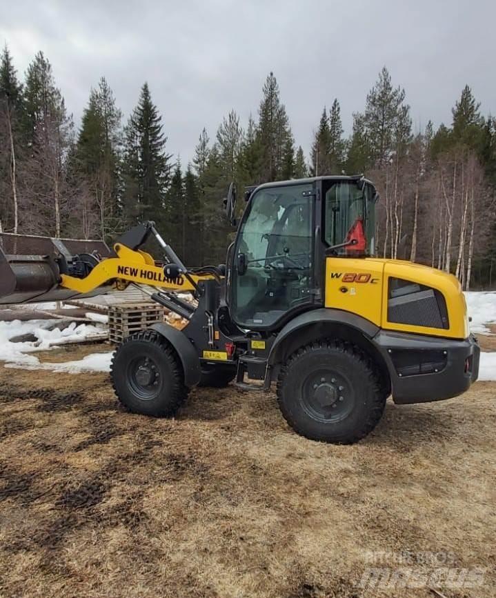 New Holland W80C Carregadeiras de rodas