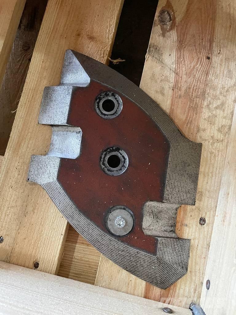 Dipperfox SC400 Espaços verdes - Outros
