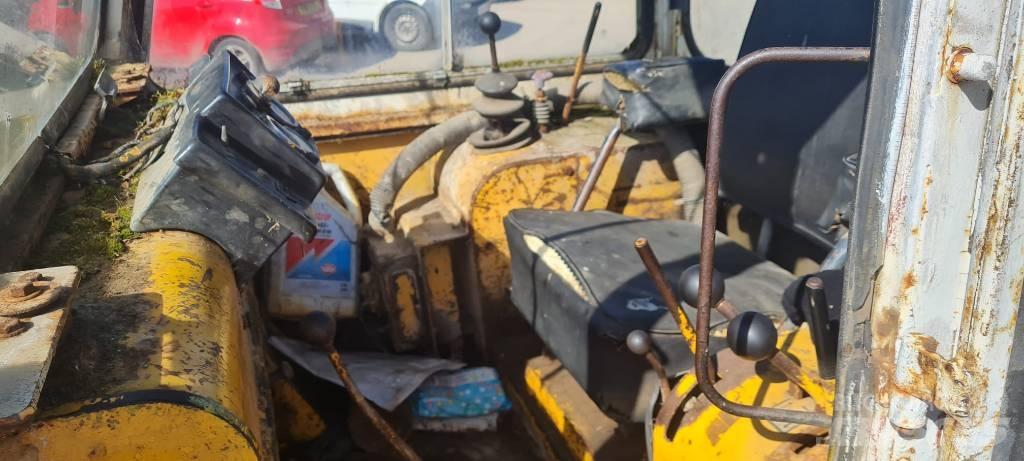 International 100B Dozers - Tratores rastos