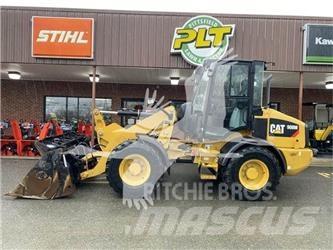 CAT 908M Carregadeiras de rodas