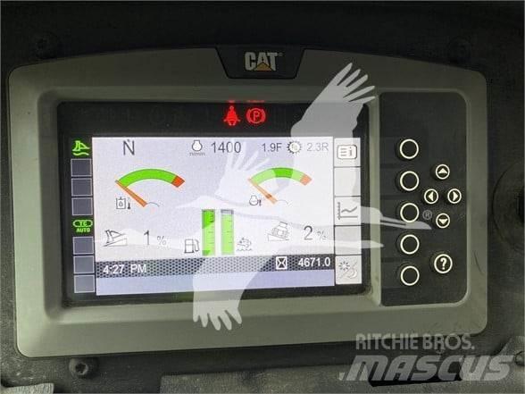 CAT D6K2 LGP Dozers - Tratores rastos