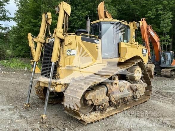 CAT D8T Dozers - Tratores rastos
