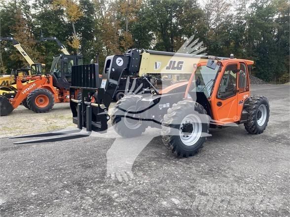 JLG 742 Manipulador telescópico
