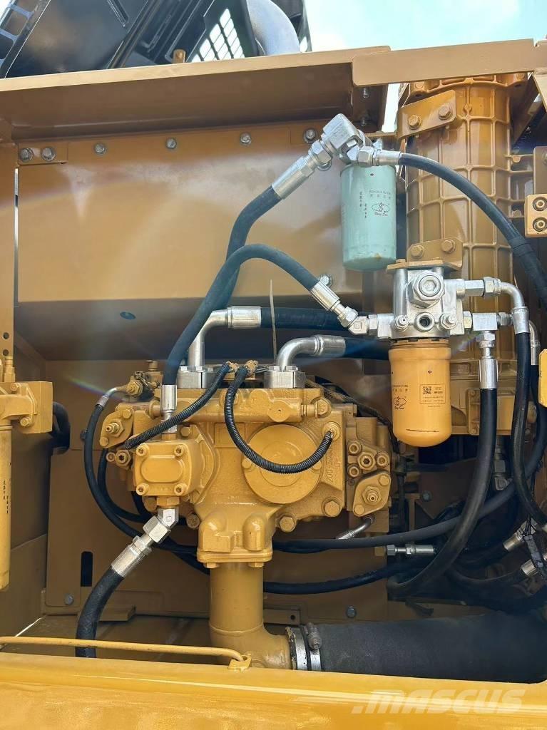 CAT 320 D Escavadeiras de esteiras