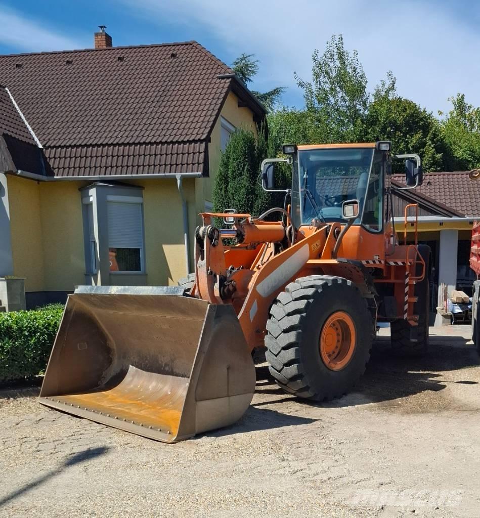 Doosan DL 350 Retroescavadeiras