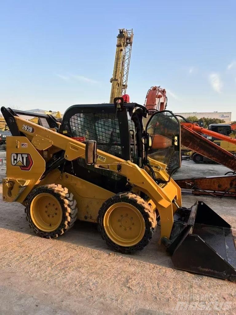 CAT 262 D Minicarregadeiras