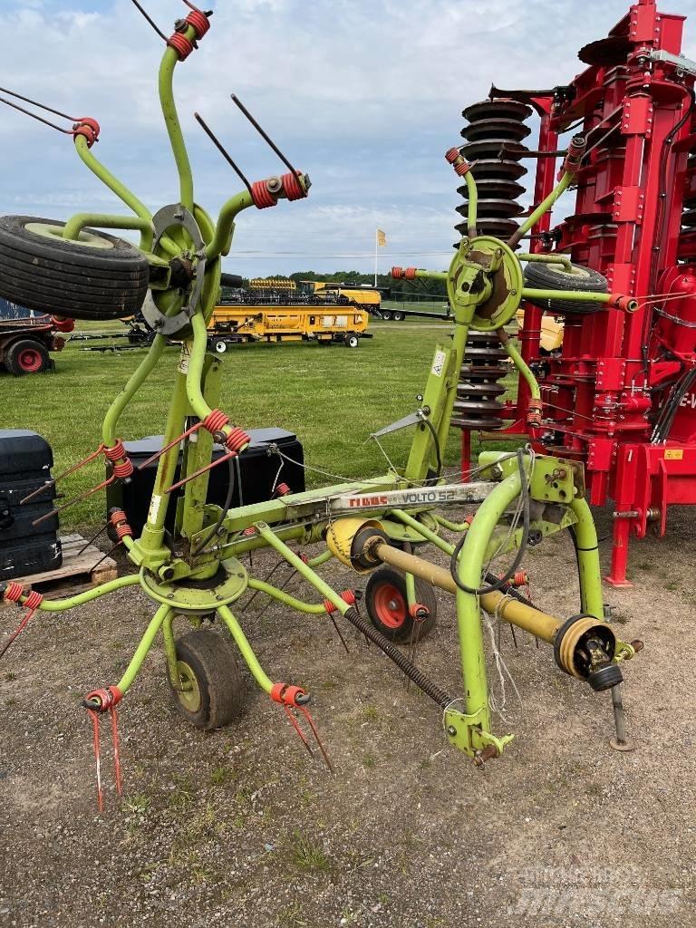 CLAAS Volto 52 Ancinho virador