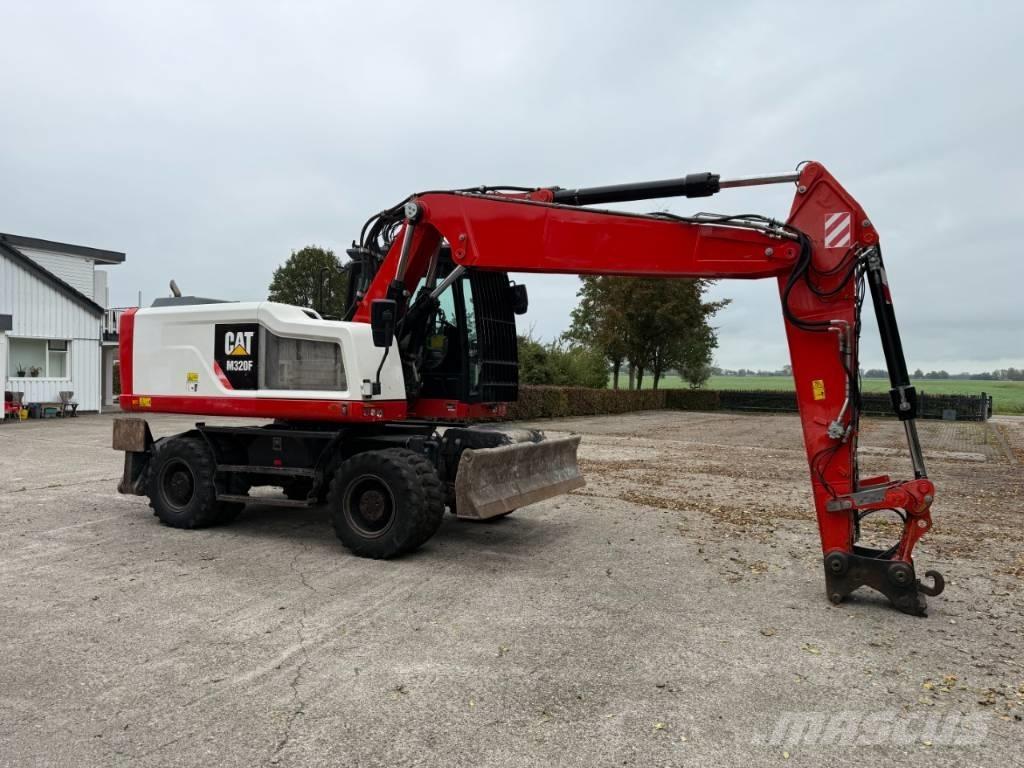 CAT M320F Escavadoras de rodas
