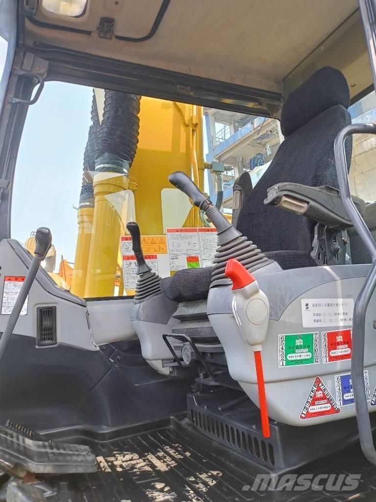 Komatsu PC130 Escavadeiras de esteiras