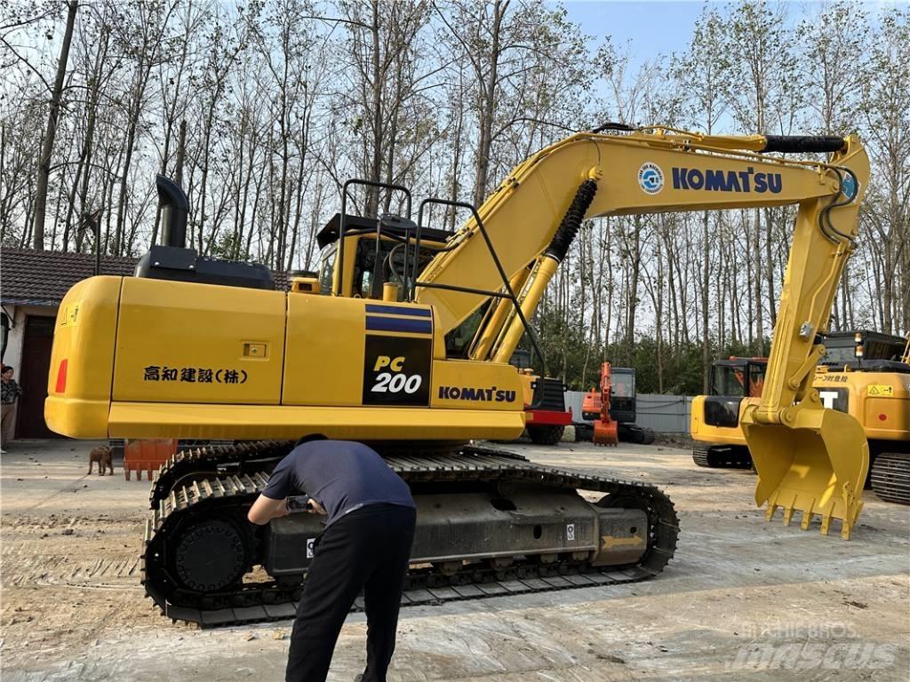 Komatsu PC200-8 Escavadeiras de esteiras