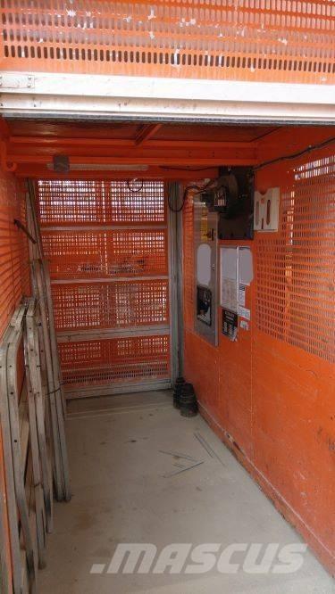 Alimak Scando 450 Plataformas elevatórias de mastro vertical
