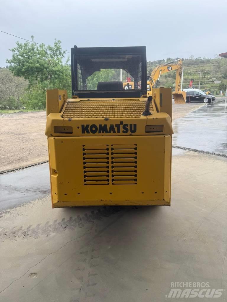 Komatsu SK 07 J-2 Minicarregadeiras