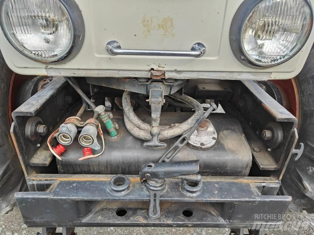 MB Trac 65/70 - VIDEO Tratores Agrícolas usados