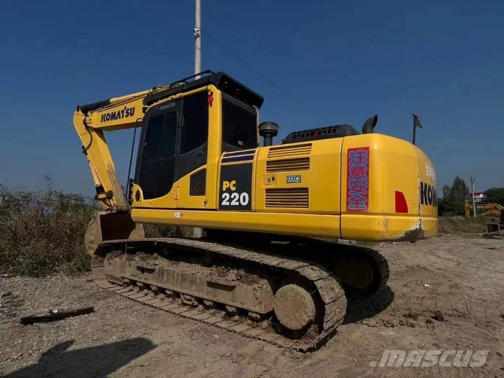 Komatsu PC 220-8 Escavadeiras de esteiras