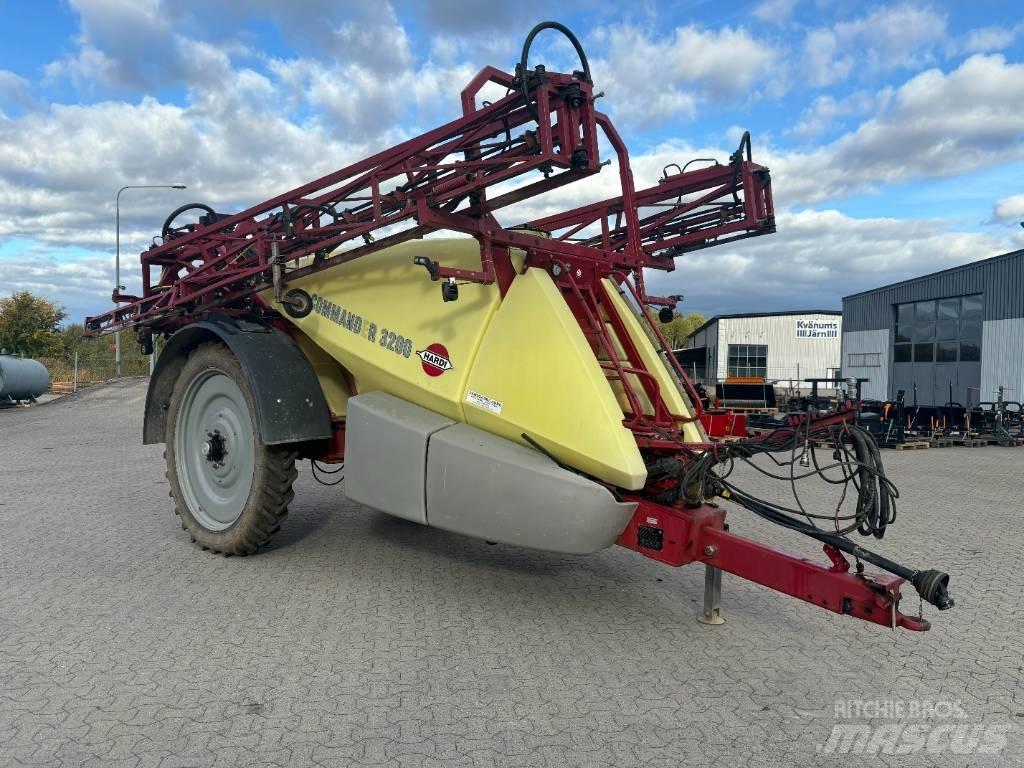 Hardi Commander 3200 Pulverizadores rebocados