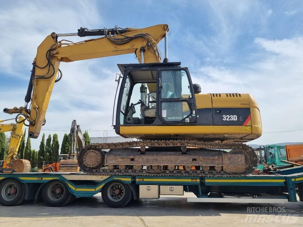 CAT 323 D L Escavadeiras de esteiras