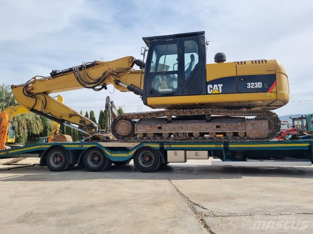 CAT 323 D L Escavadeiras de esteiras