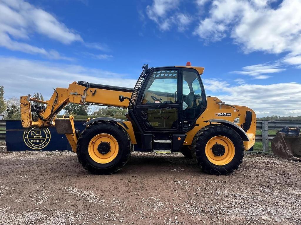 JCB 540-140 Manipulador telescópico