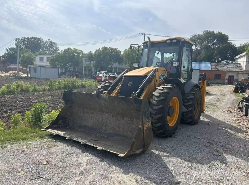 JCB 4 CX Retroescavadeiras
