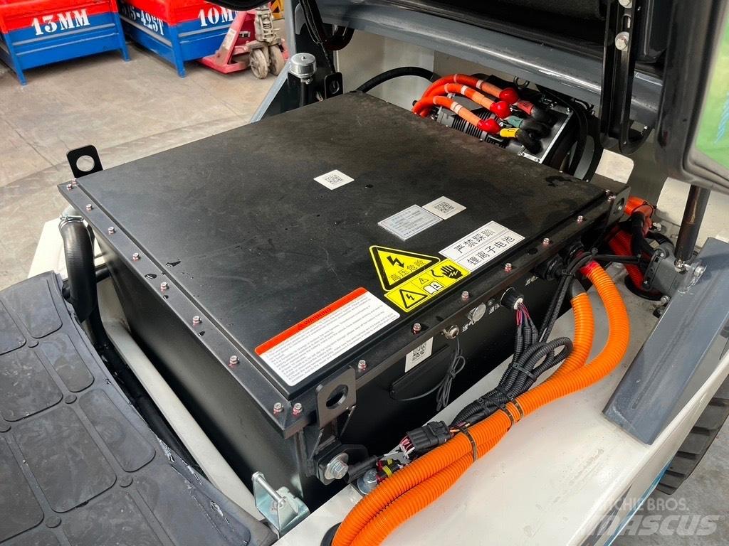 Eurotrac FE30 Empilhadores eléctricos