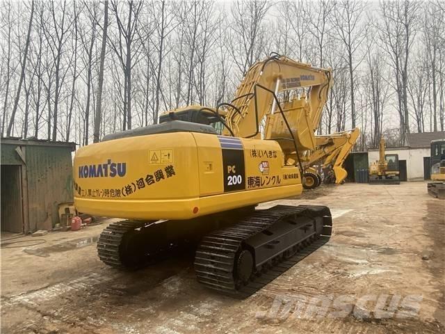 Komatsu PC 200-7 Escavadeiras de esteiras