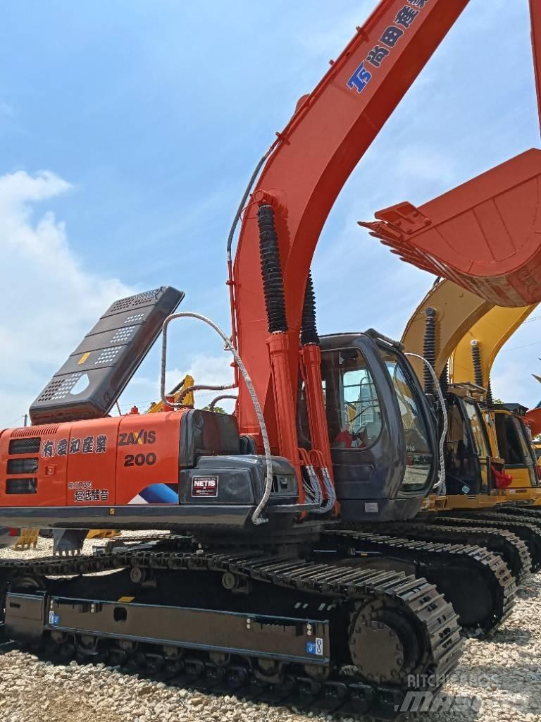 Hitachi ZX 200 Escavadoras Midi 7t - 12t