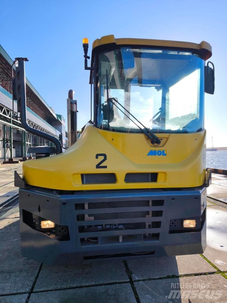 MOL RM255 Tractores terminais