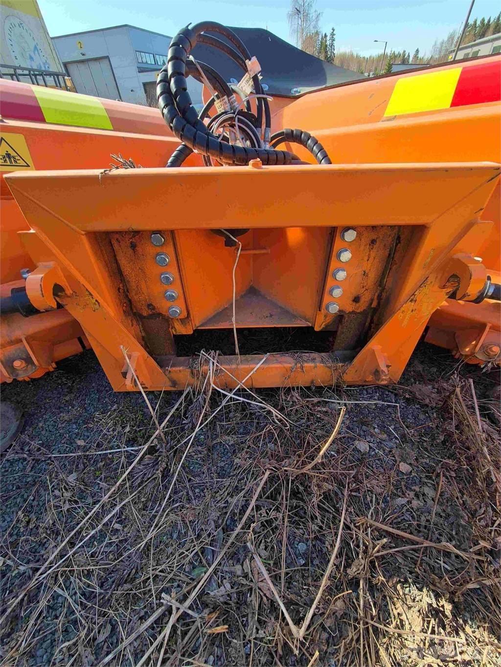 FMG nivelaura 390 Lâminas de neve e arados