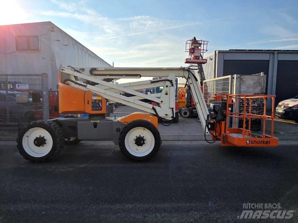 Snorkel A 46 J RT Elevadores braços articulados