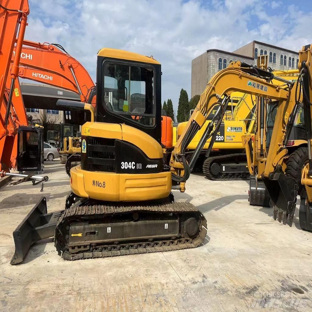 CAT 304 C Miniescavadeiras