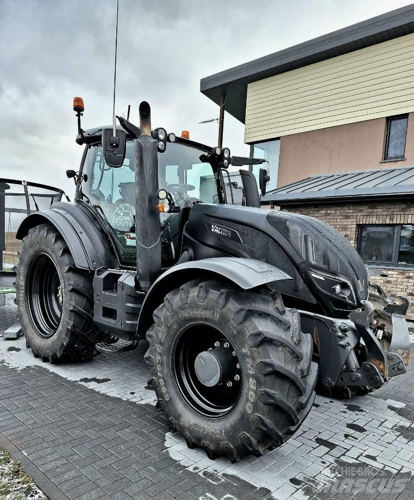 Valtra T 254 Tratores Agrícolas usados
