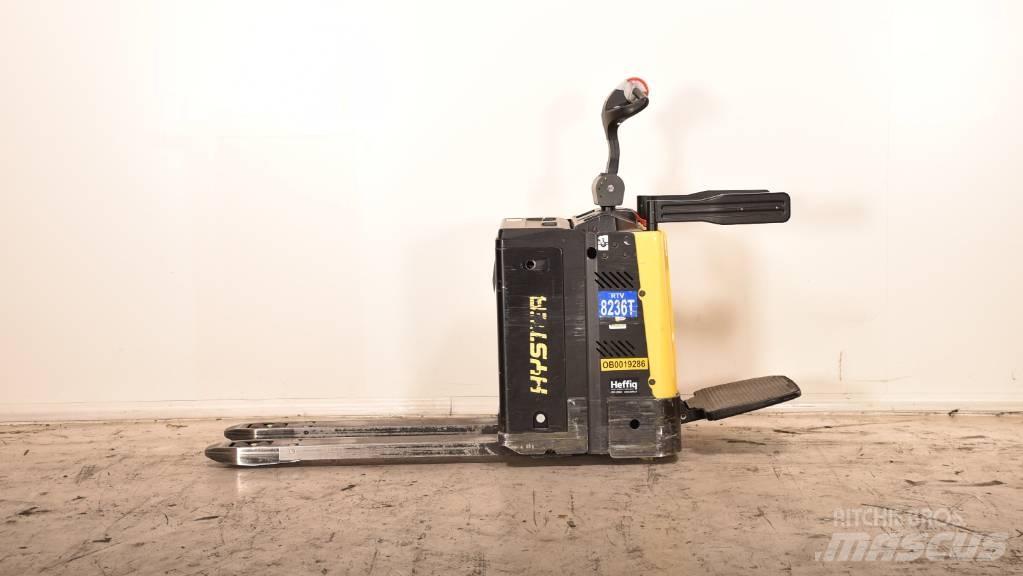 Hyster P 2.0 S Porta-paletes com plataforma