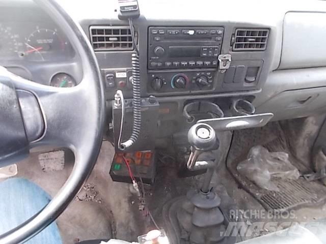 Ford 750 XLT Outros Camiões