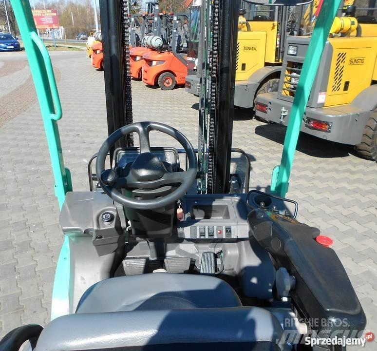Mitsubishi FG25N Empilhadores a gás