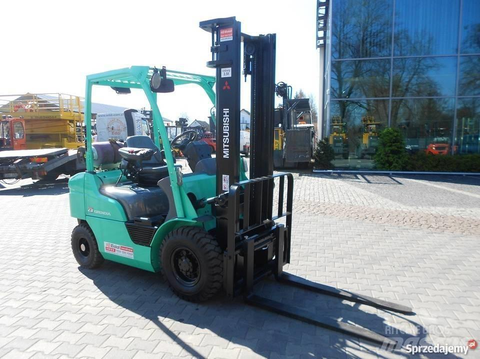 Mitsubishi FG25N Empilhadores a gás