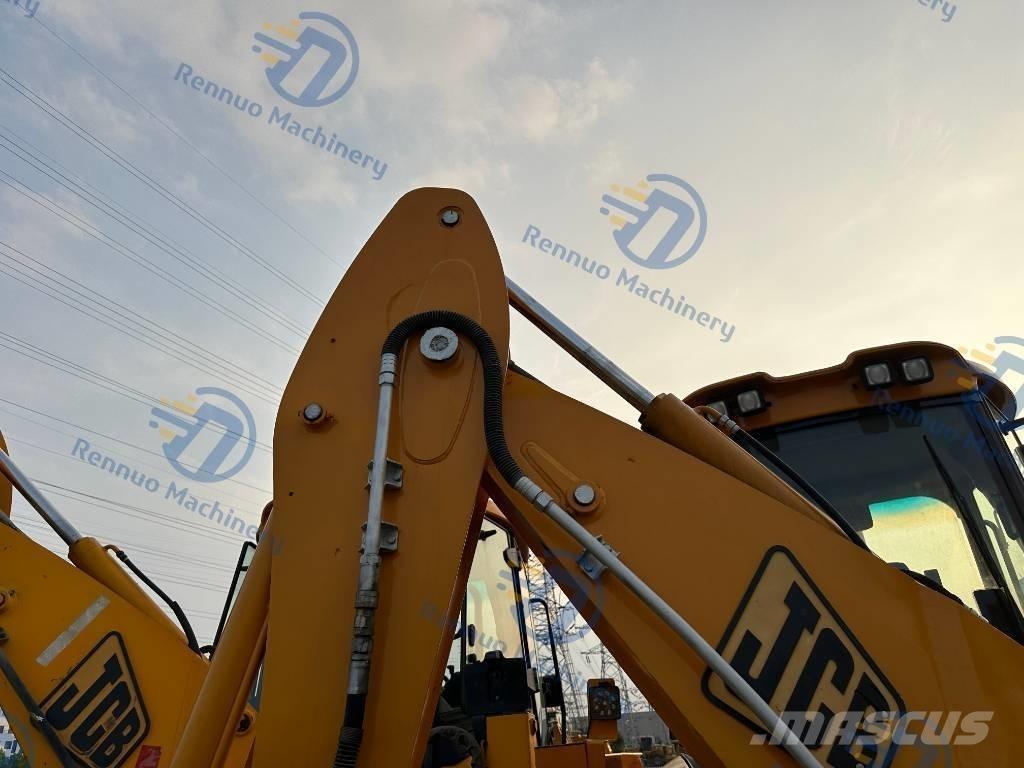 JCB 4 CX Retroescavadeiras