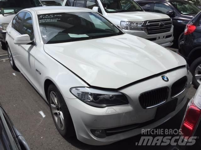 BMW 528i Automóvel