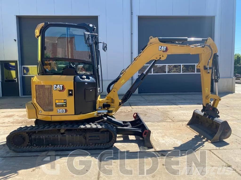 CAT 303 - 3 Buckets Miniescavadeiras