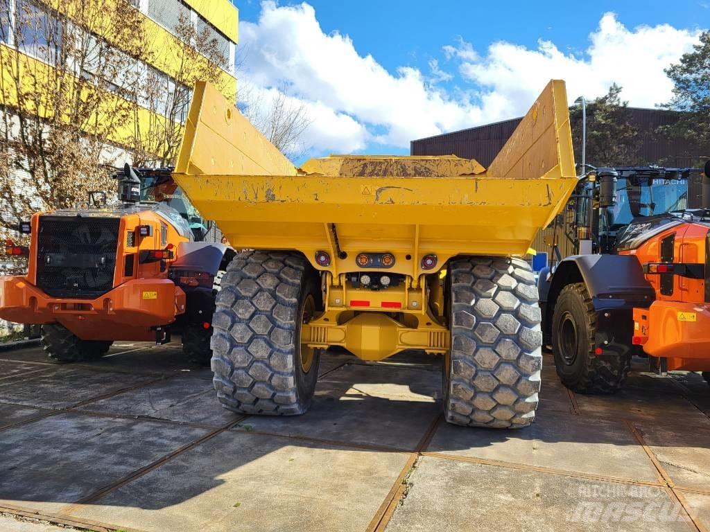 Bell B30E 4x4 Caminhões articulados