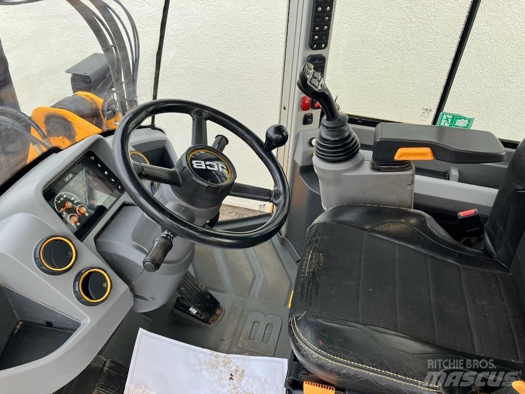 JCB 413S Carregadeiras de rodas