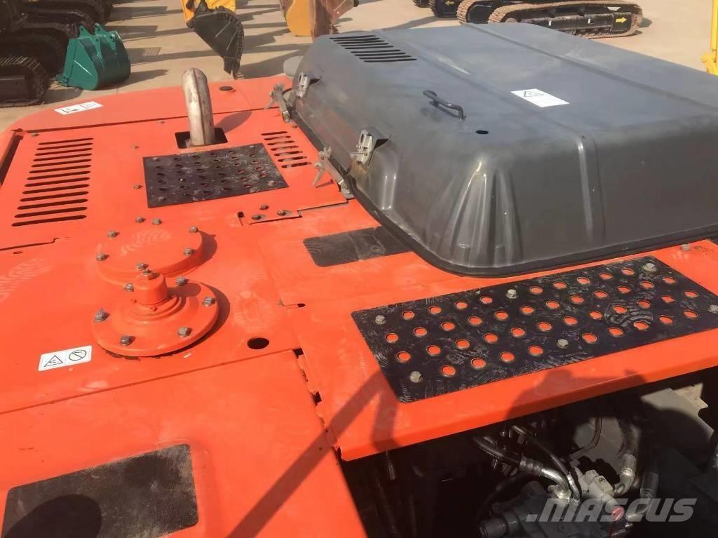 Hitachi 240-3 Escavadeiras de esteiras