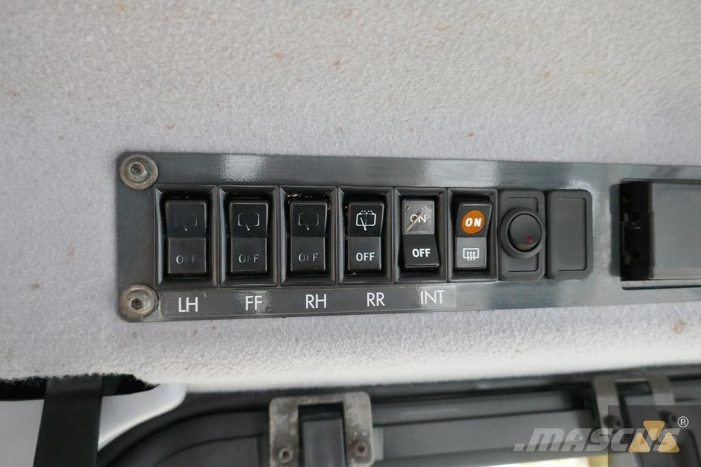 Komatsu D85PX-15 Dozers - Tratores rastos